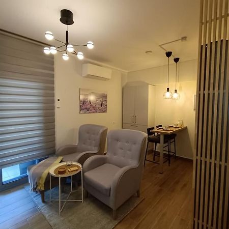 Sotherm Apartment แธร์มี ภายนอก รูปภาพ